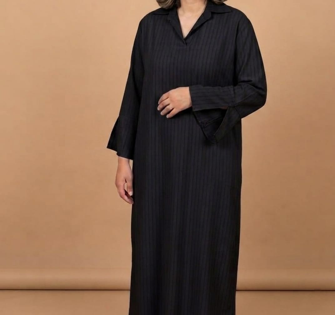 Mona Colar/light dress