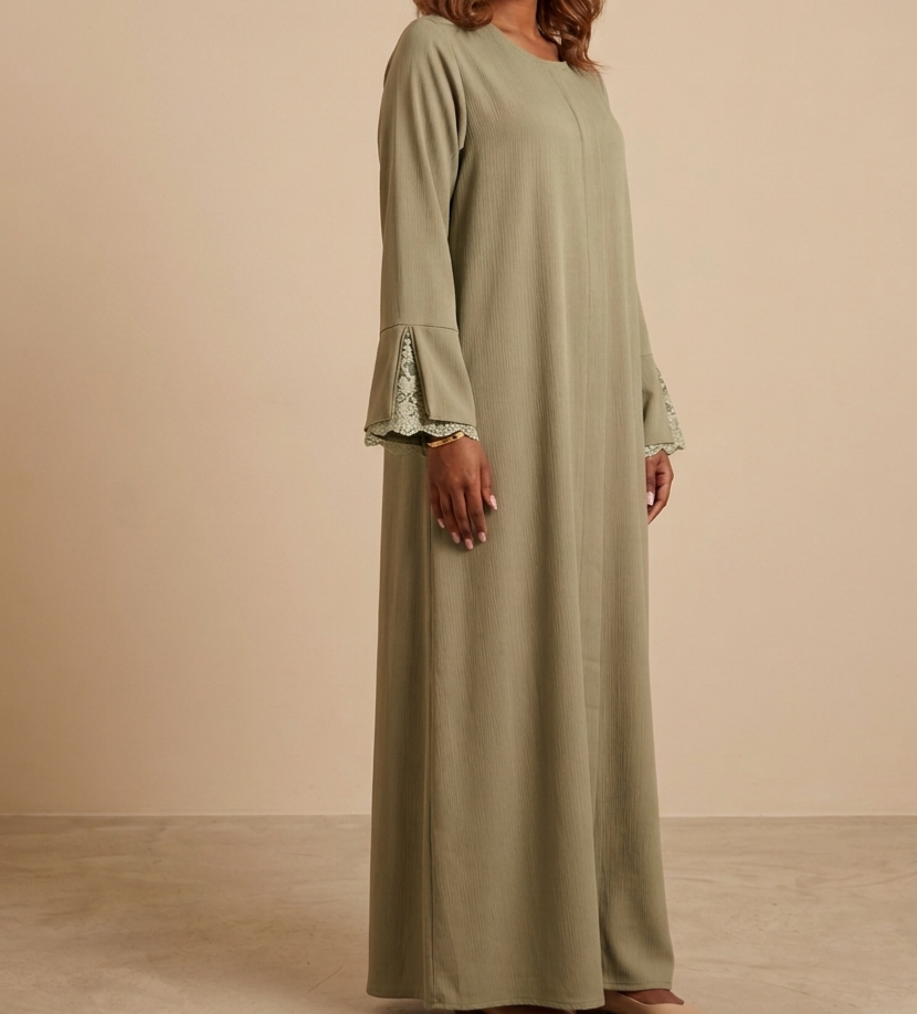 Vera lace dress